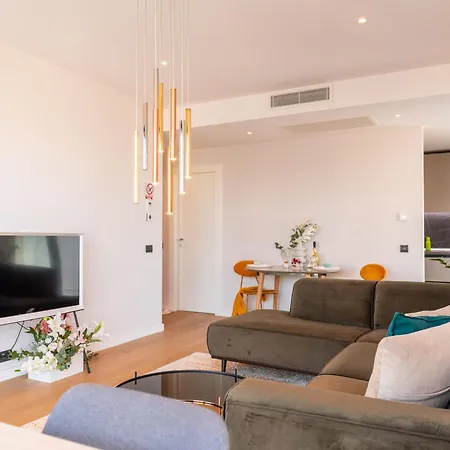 Metropolitan Luxe