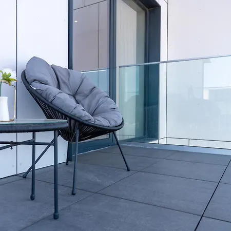 Metropolitan Luxe