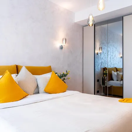 Metropolitan Luxe
