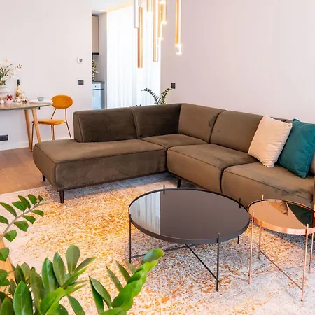 Metropolitan Luxe